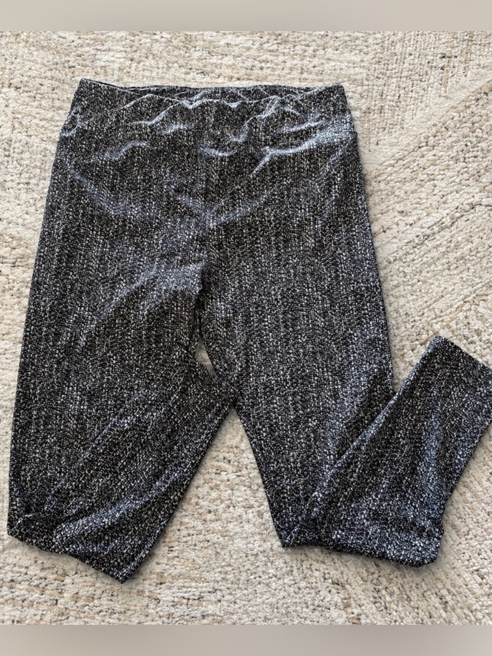 LuLaRoe T/C Black White Heathered Buttery Soft Leggings Tall & Curvy